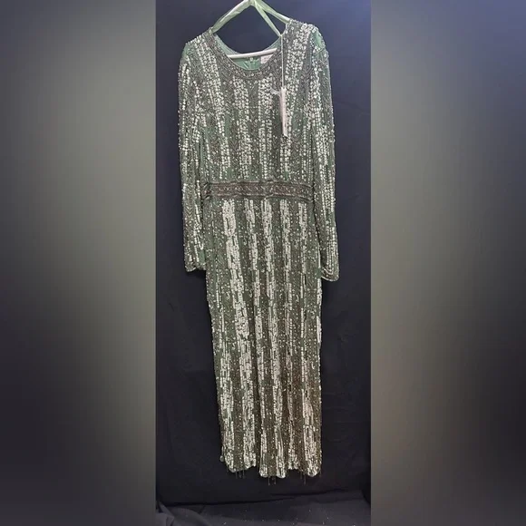 MAC DUGGAL 5981 NWT High Neck Long Sleeve Crystal Fringe Column Gown